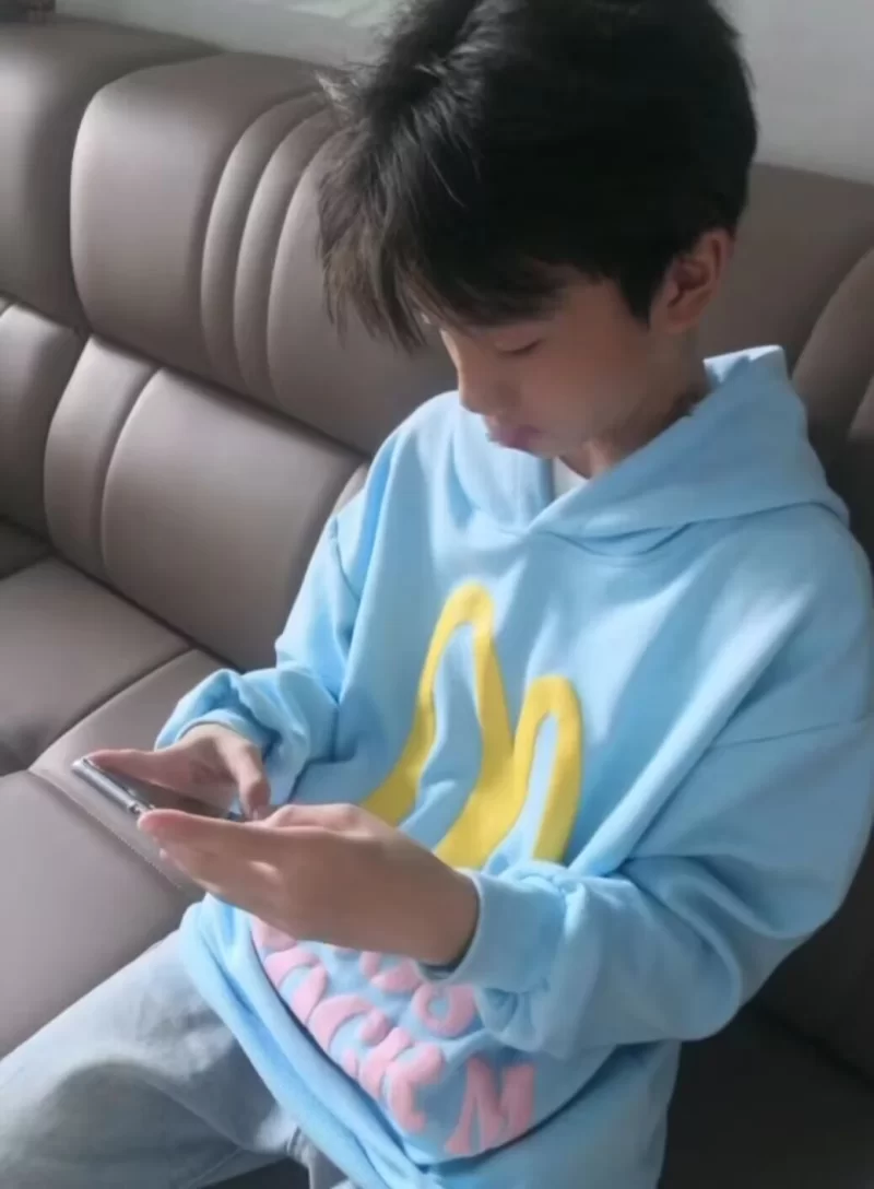 超帅的男模鸭子_西安男模鸭子