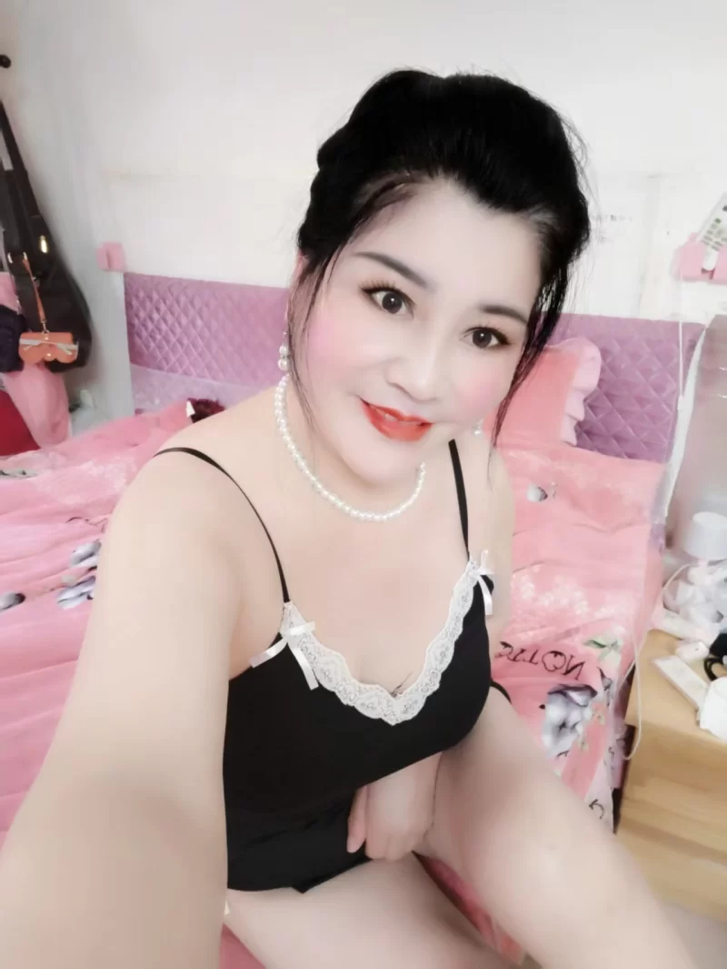 体验很白的熟女_虹口外围小姐