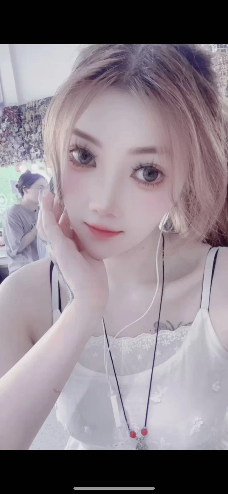 真实个人小骚货_南京外围小姐