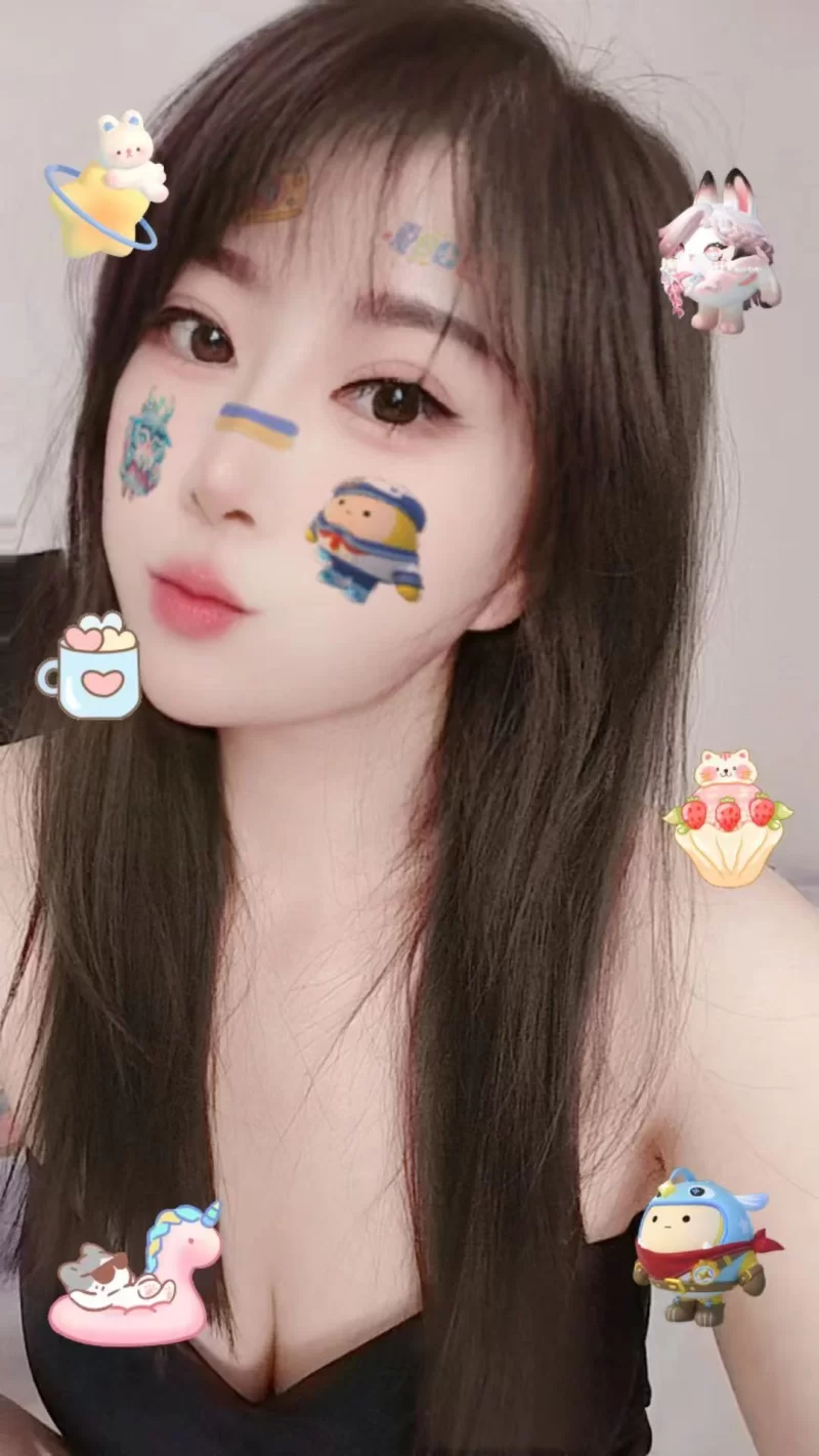 大理肤白貌美姐姐_大理外围小姐