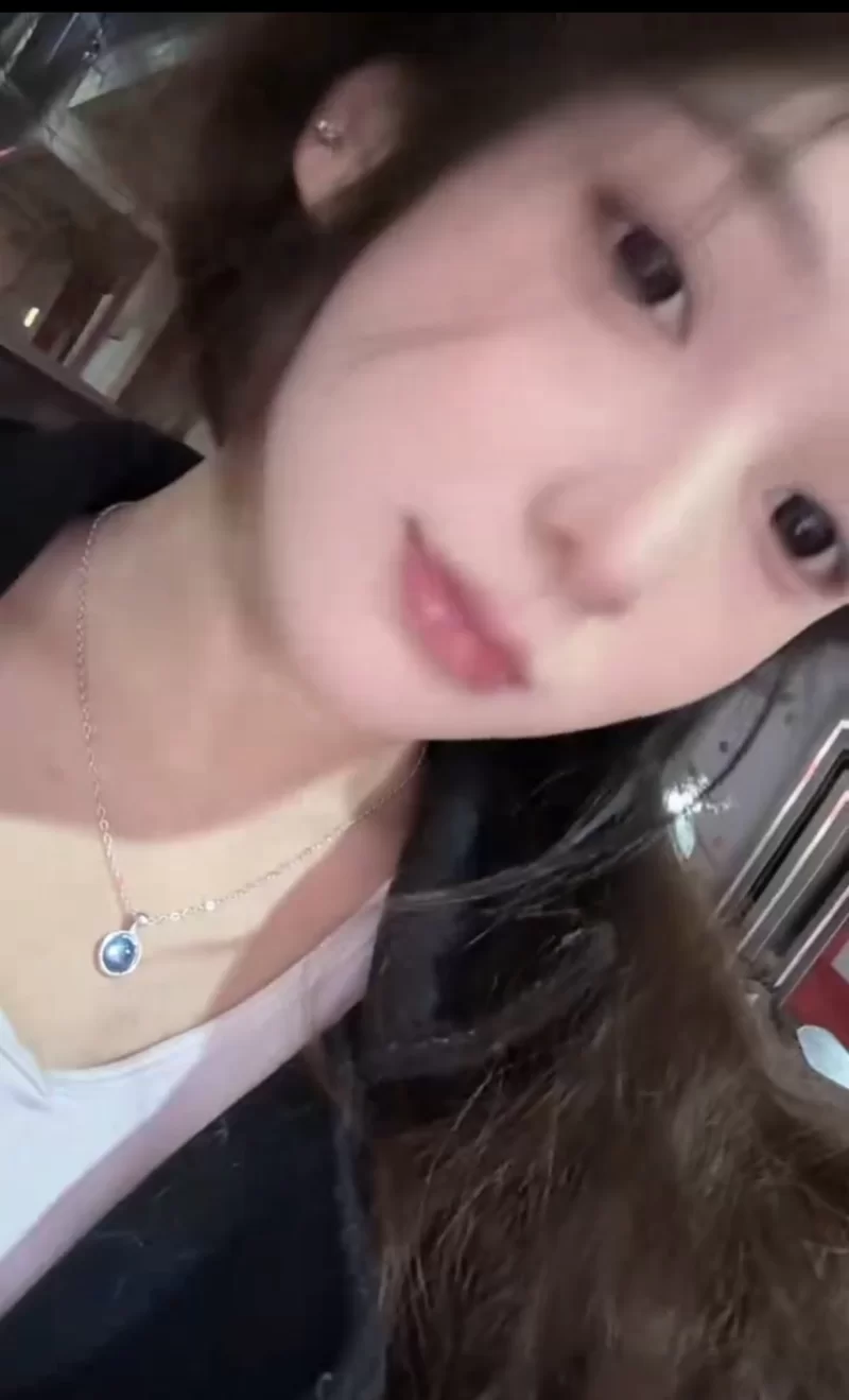 哈尼族小美女_大理外围小姐