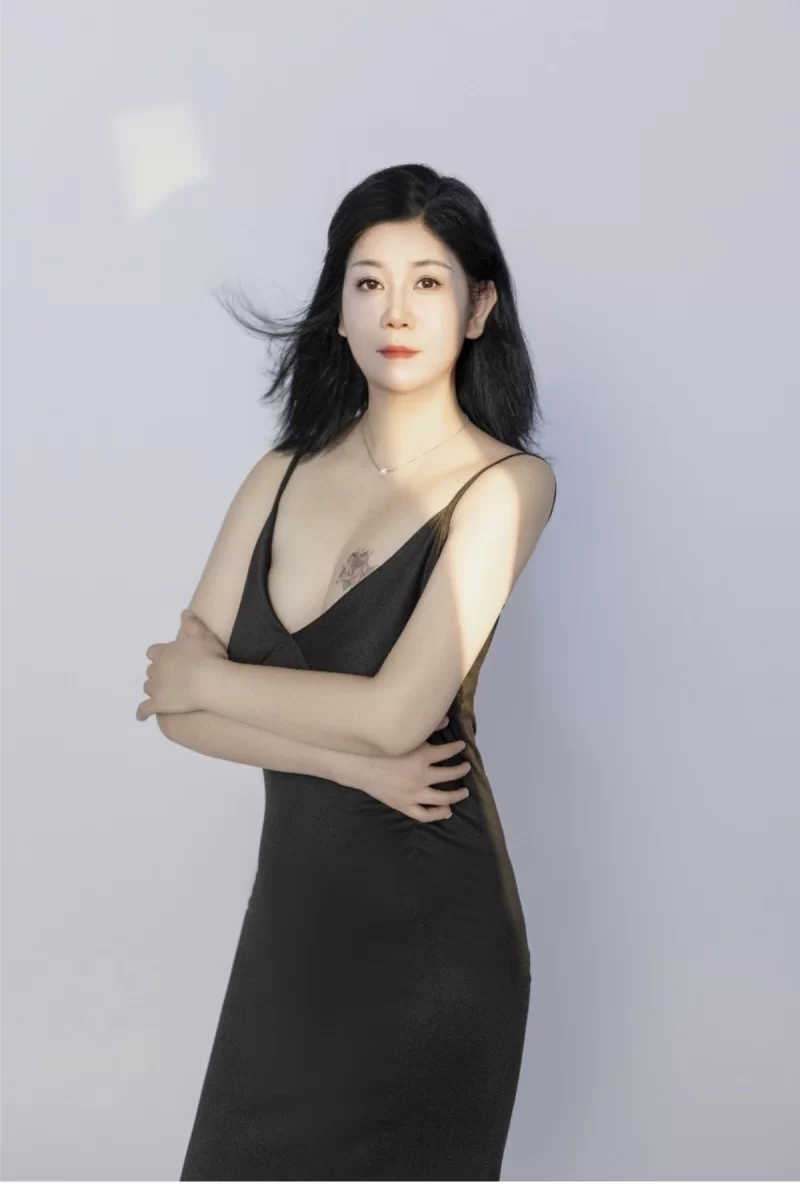 白白的小福泥_长沙外围小姐