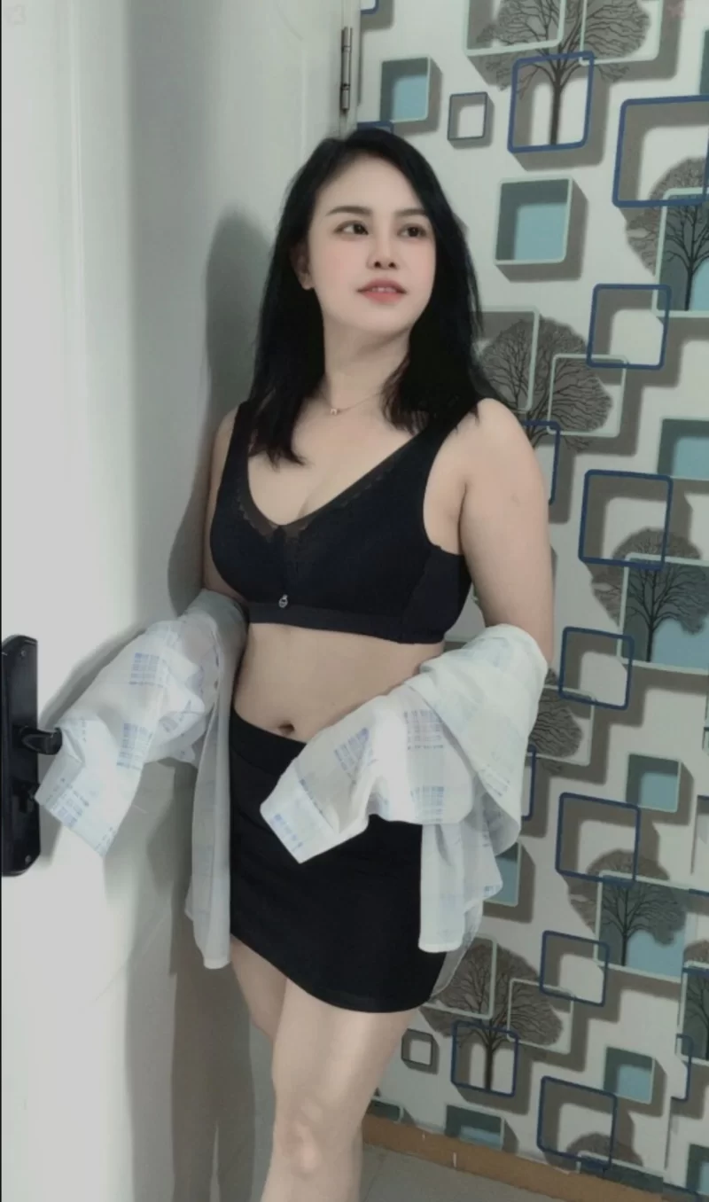 听话主动型月月_徐汇自荐认证