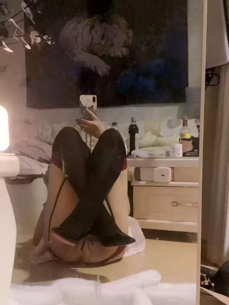 徐汇00后柚子  刚下水_徐汇足浴洗浴