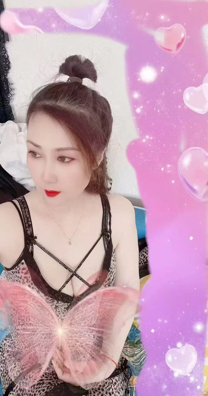 鼓楼区性感熟女_南京外围小姐