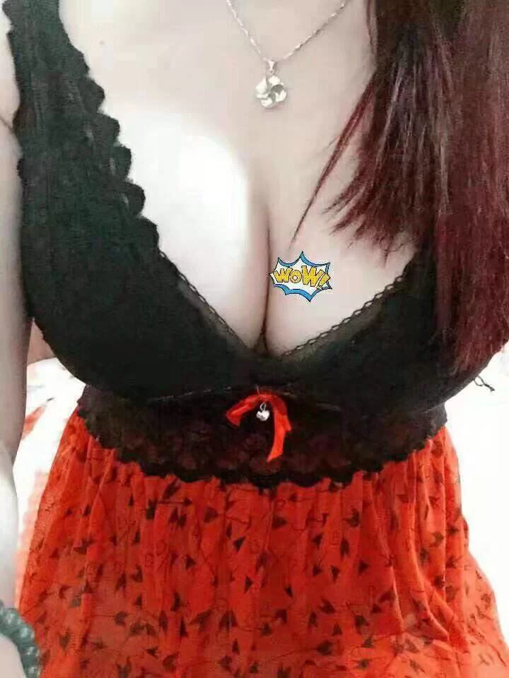 市中心大胸少妇可三通_成都外围小姐