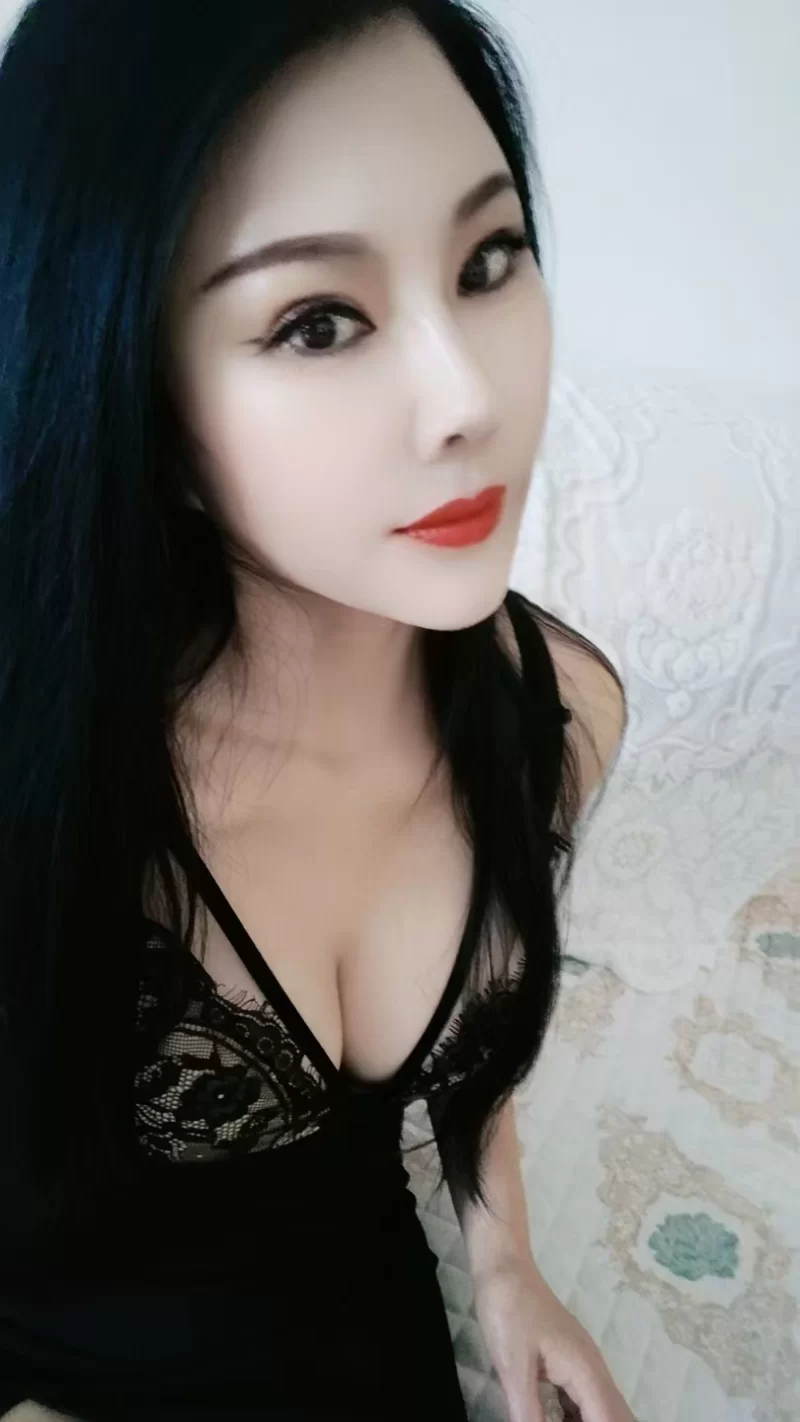 花果园情趣制服专业老师_贵阳外围小姐