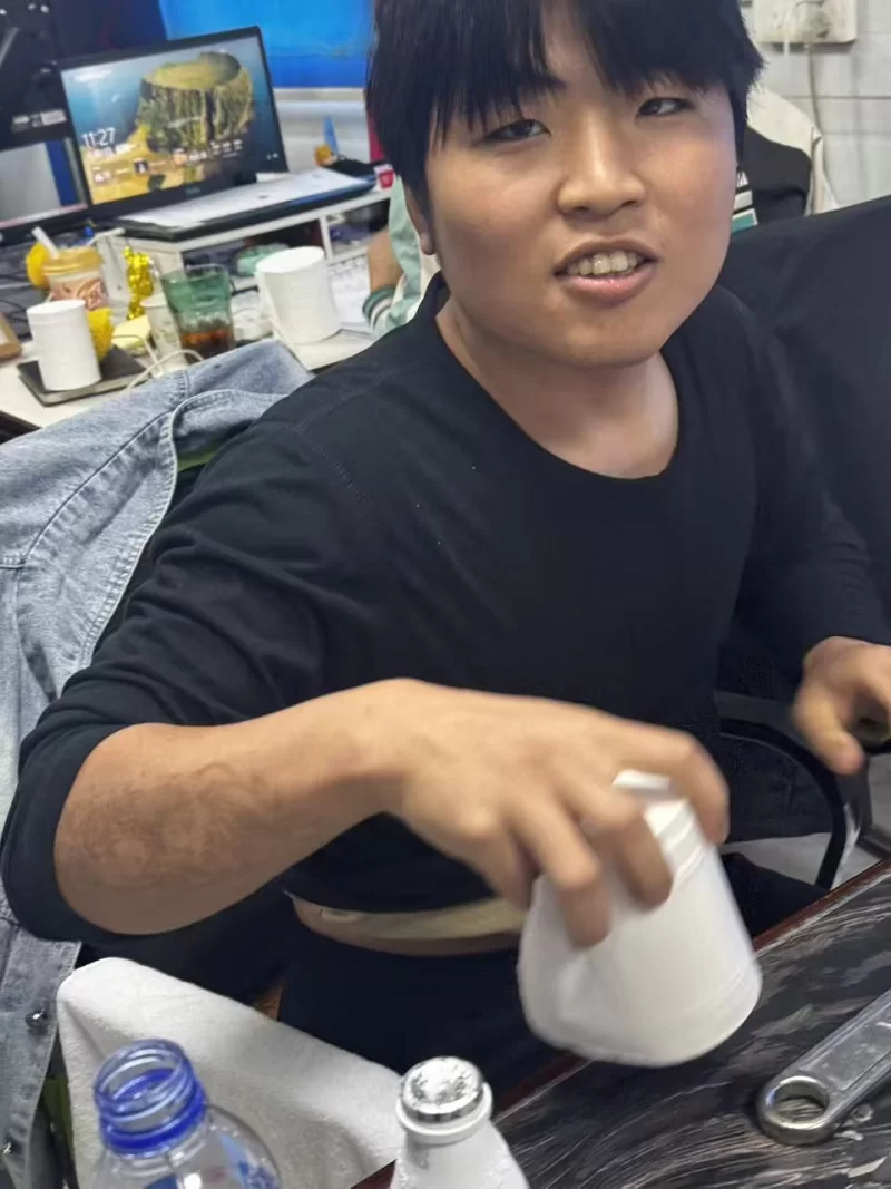 包养小姐姐_哈尔滨金主找包养