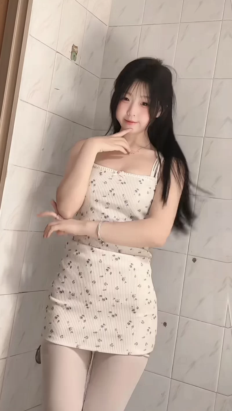 重庆 清纯小嫩妹_市区外围小姐_老哥稳